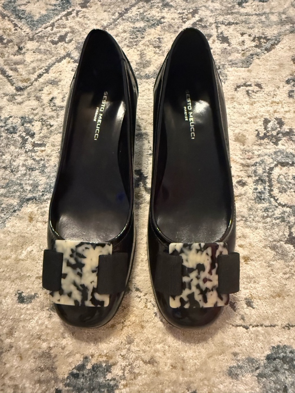 Sesto Meucci Huga Black Patent Leather Ornament Pumps Dress Shoes Size 8 38